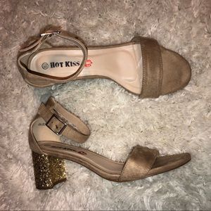 Heels/Sandals - Hot Kiss